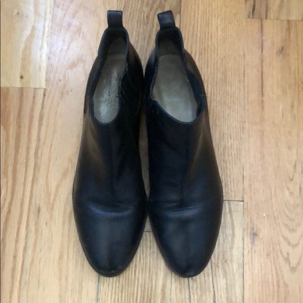Michael Korda Black Leather Ankle Boots